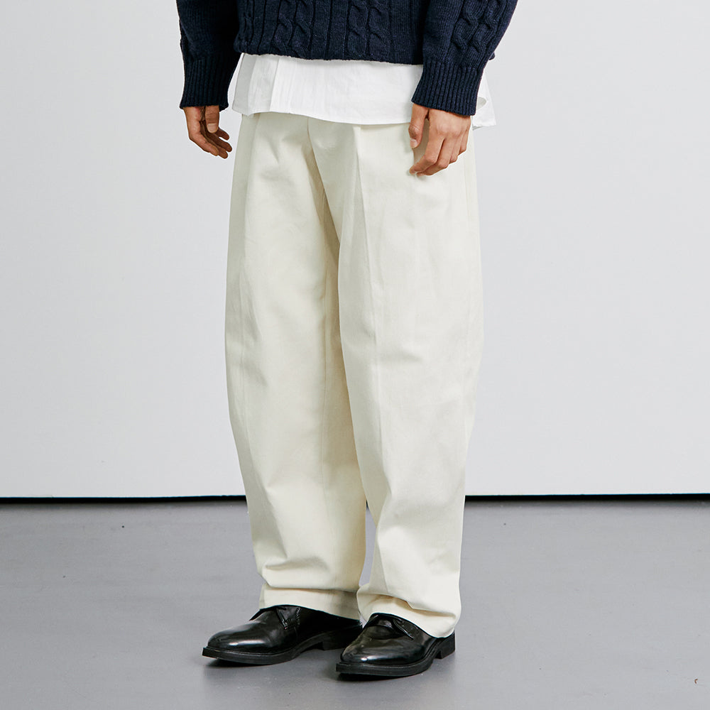 ワイドカーブフィットツータックチノパンツ / WIDE CURVE FIT TWO TUCK