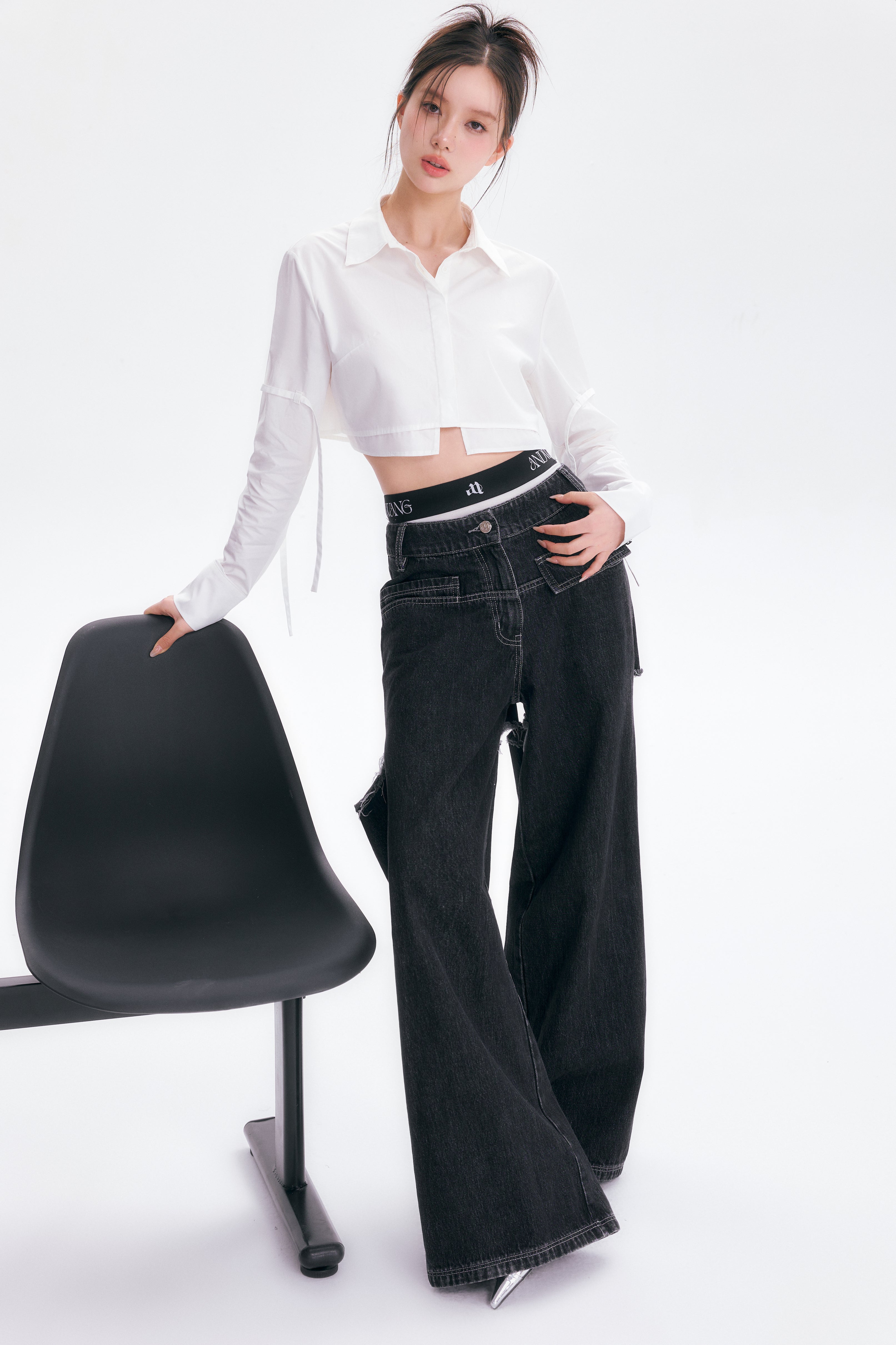back cutout denim pants (black×white) – 60% - SIXTYPERCENT