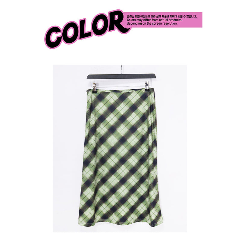 retro green long skirt