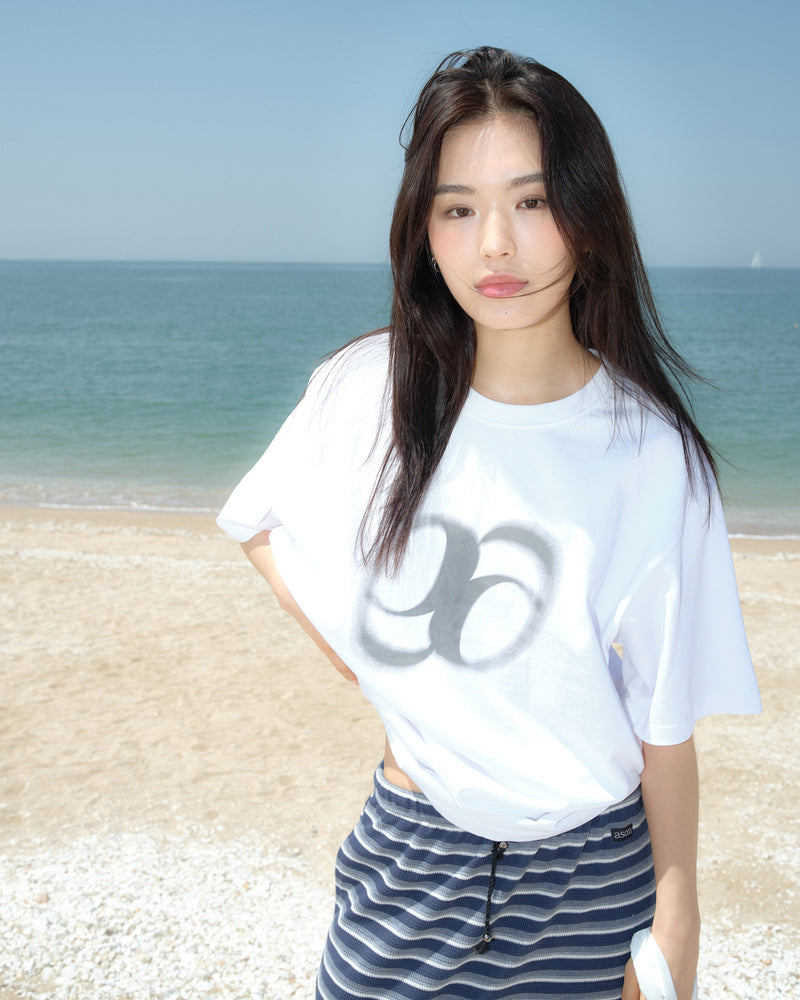 HOLIDAY OVERFIT T-SHIRT / WHITE