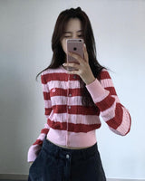 SMALL CHERRY CABLE CROP KNIT CARDIGAN [PINK]