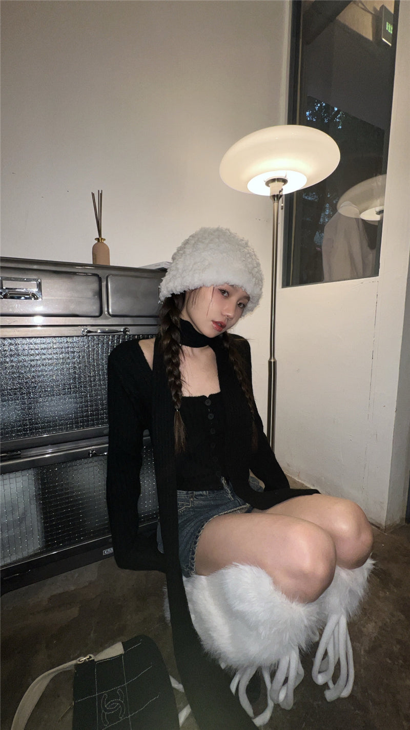 トゥイーティーマフラーニットトップス / Tweety muffler knit top