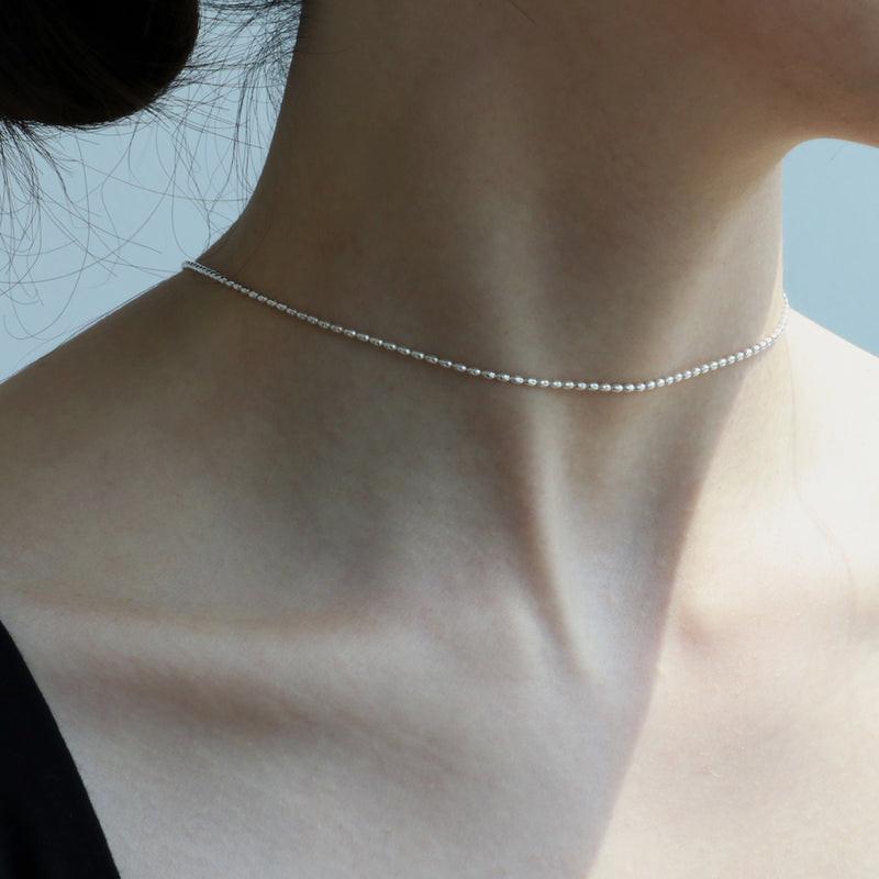 シルバーオーバルボールチェーンネックレス/SILVER OVAL BALL CHAIN NECKLACE(CHOKER) (925 silver /  basic)Less is more/ {{ category }}