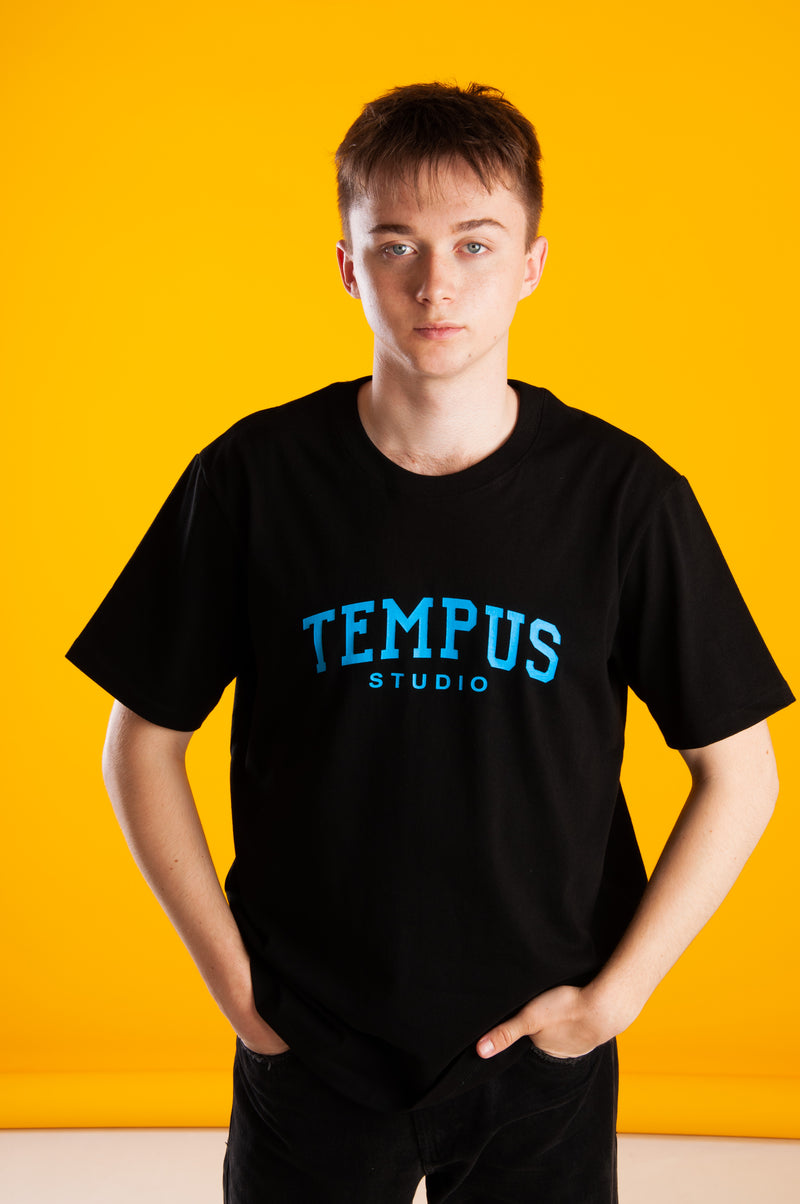 Tempus studio ニット - ニット