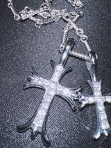 Silver crom neckless