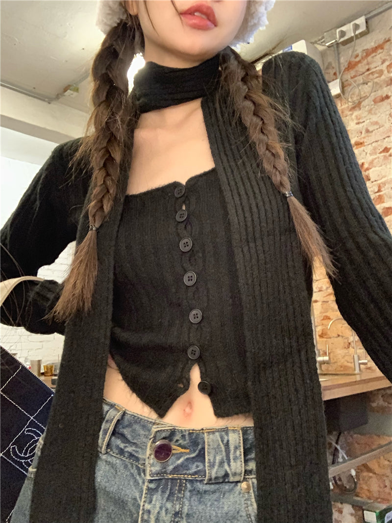 トゥイーティーマフラーニットトップス / Tweety muffler knit top