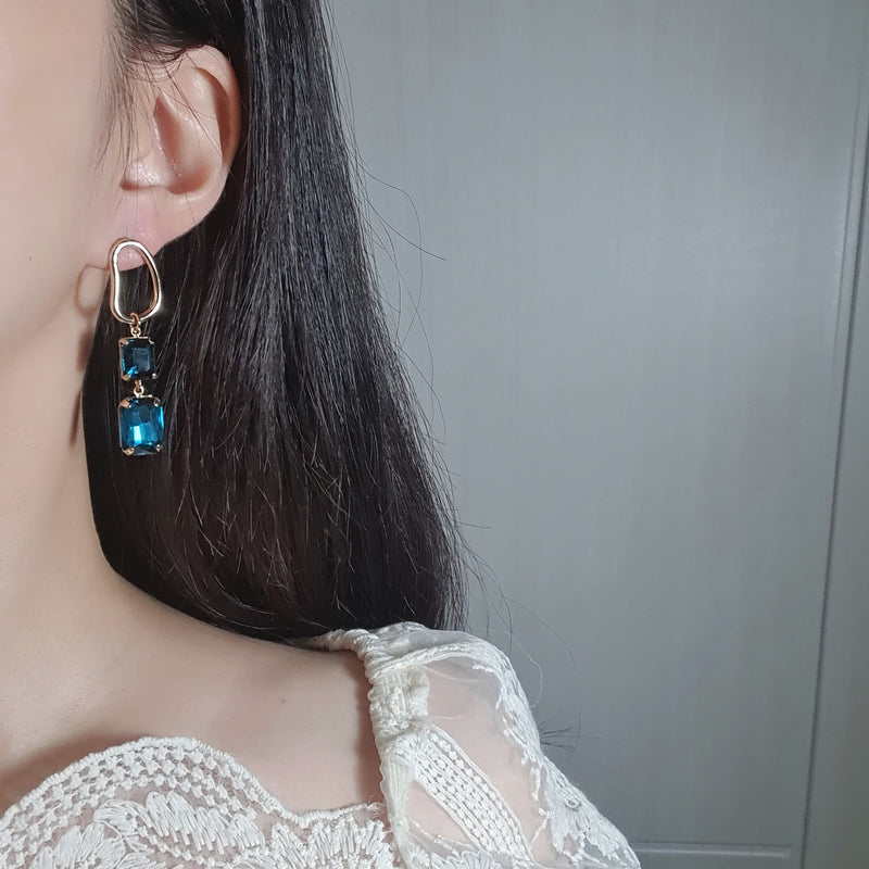 モダンフープピアス / Modern Blue Hoops Piercing – 60% - SIXTYPERCENT