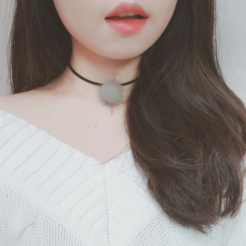 グレーファーチョーカーネックレス / Grey Fur Choker Necklace – 60