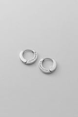 Flat one touch earring (S)