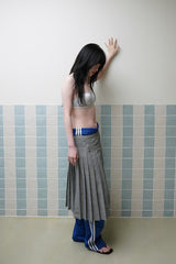 UNBALANCE PLEATED SKIRT IN CHECK