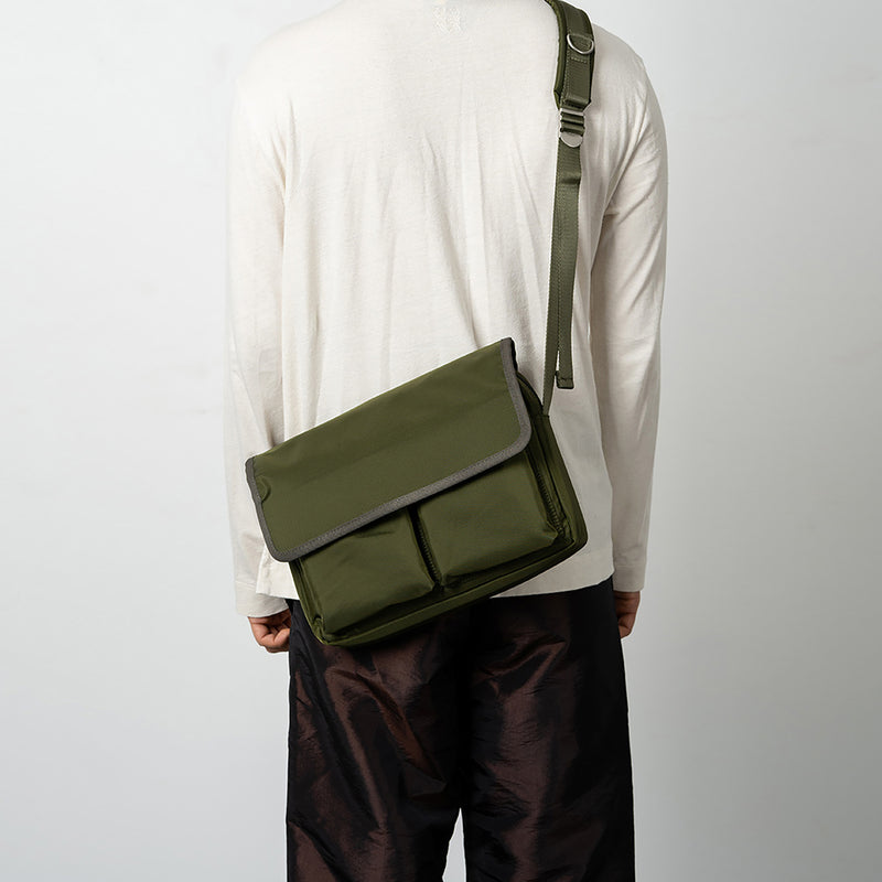 ５ポケットクロスバッグ (KHAKI) / 5-POCKET CROSSBODY BAG (KHAKI