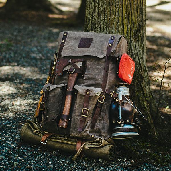 クラシックバックパック / Classic Backpack Dark Tan – 60