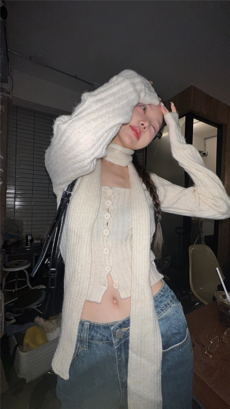 トゥイーティーマフラーニットトップス / Tweety muffler knit top