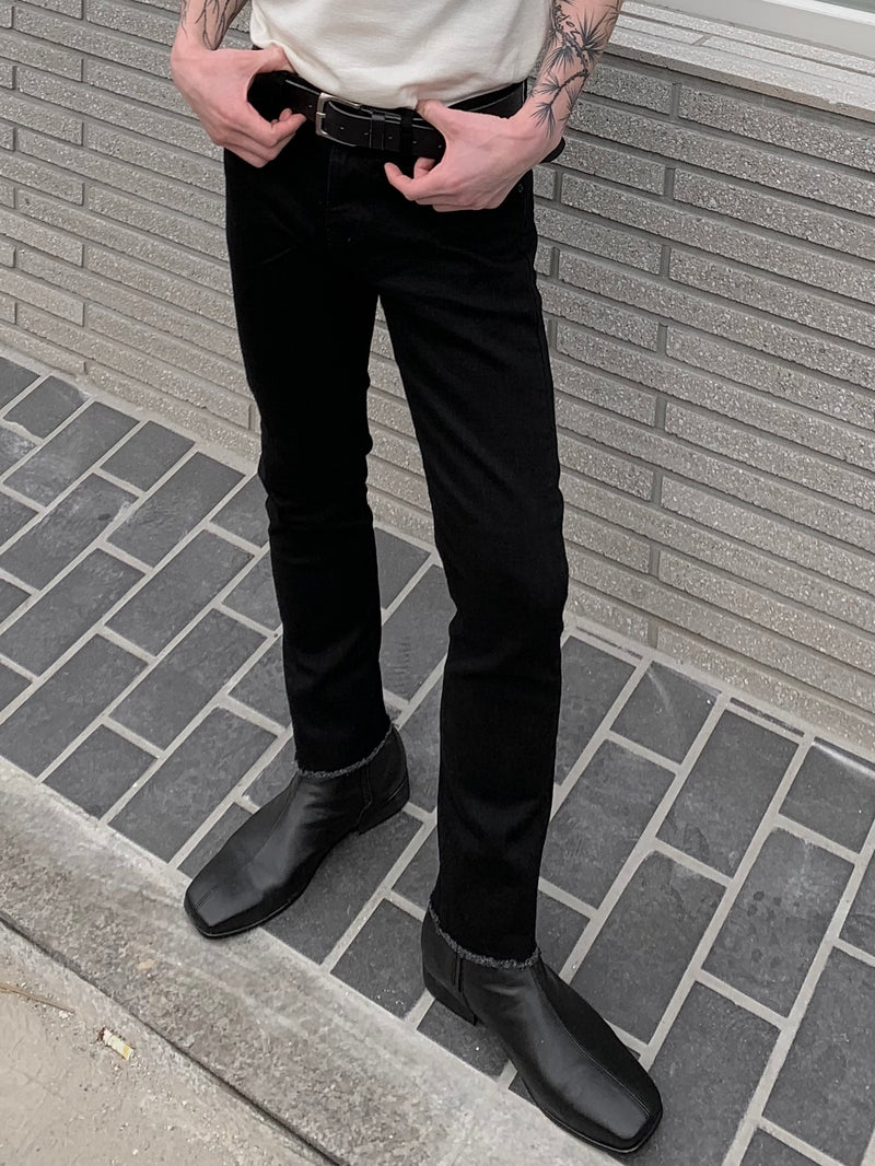 スリムカッティングジーンズ / slim cutting black jeans