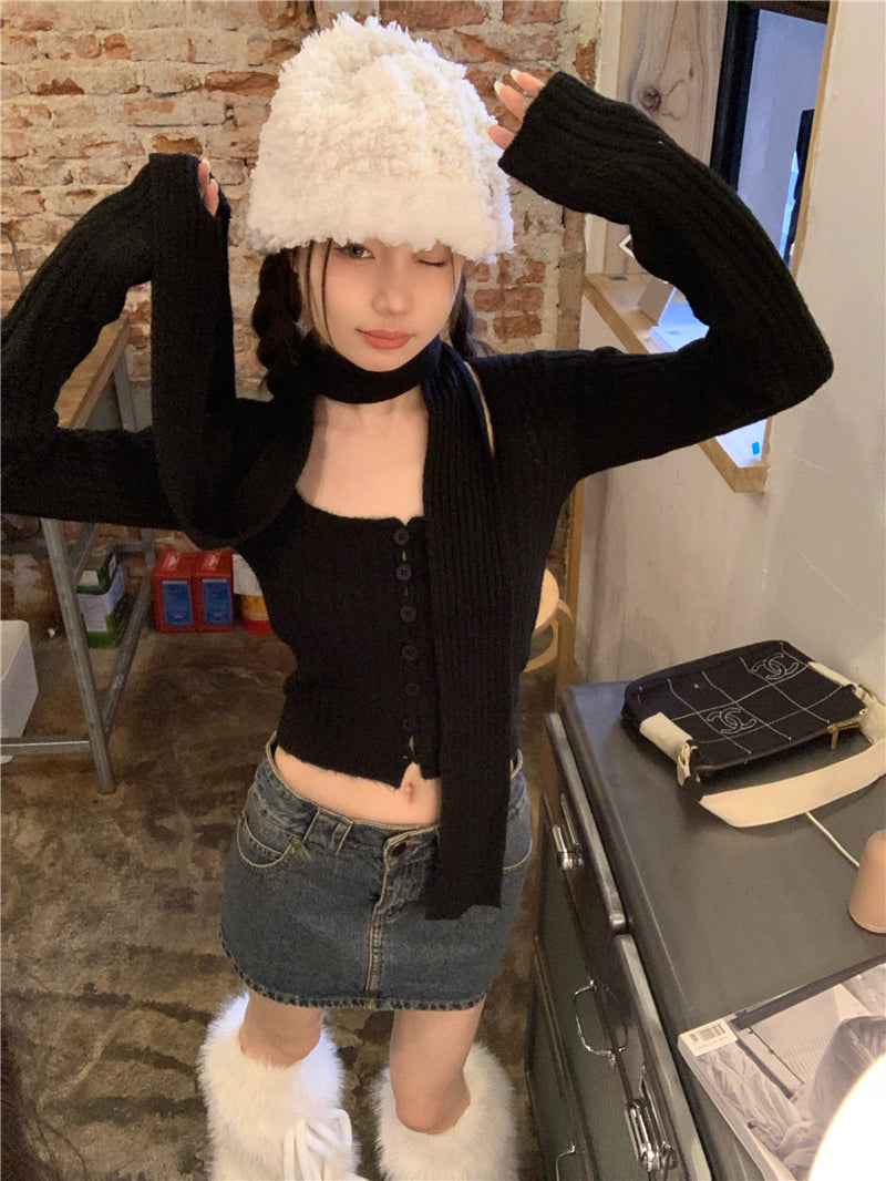 トゥイーティーマフラーニットトップス / Tweety muffler knit top