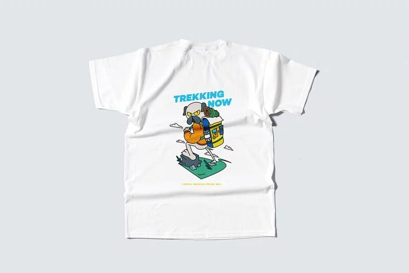 コラボ x SUPERPILI328 "トレッキングナウ" Tシャツ / Collab x SUPERPILI328 "TREKKING NOW" T-shirt
