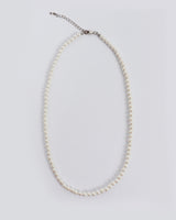 contemporary pearl necklace