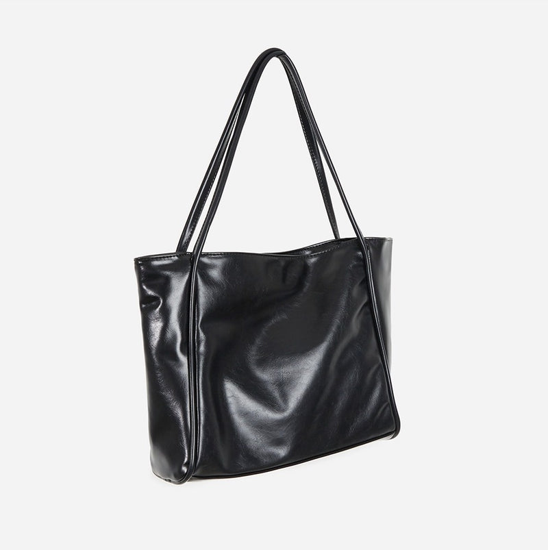 パテントレザービッグショルダーバッグ / Patent leather big shoulder